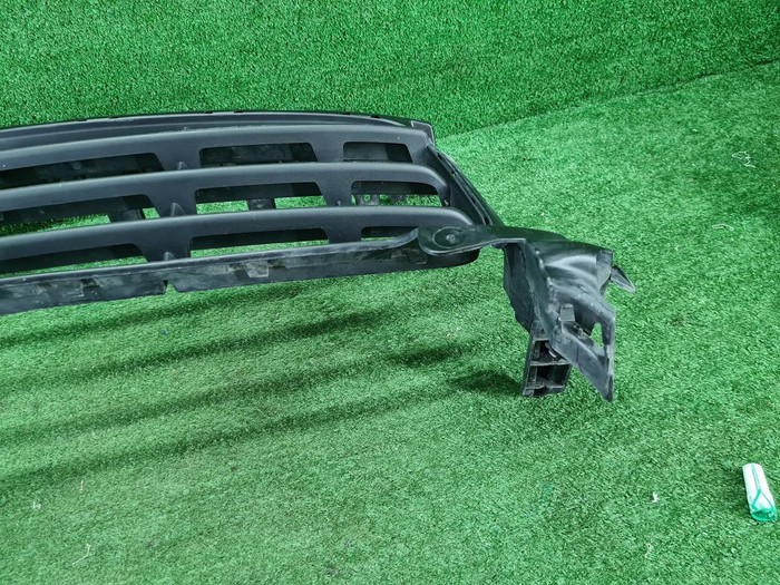 Решетка переднего бампера Porsche Cayenne 3 17-23