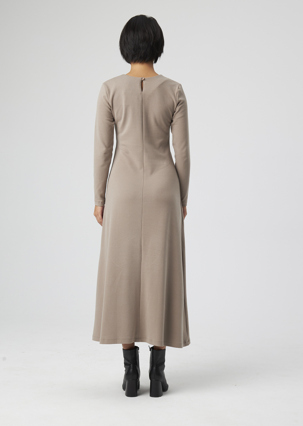 DRESS | M | LIGHT-BROWN