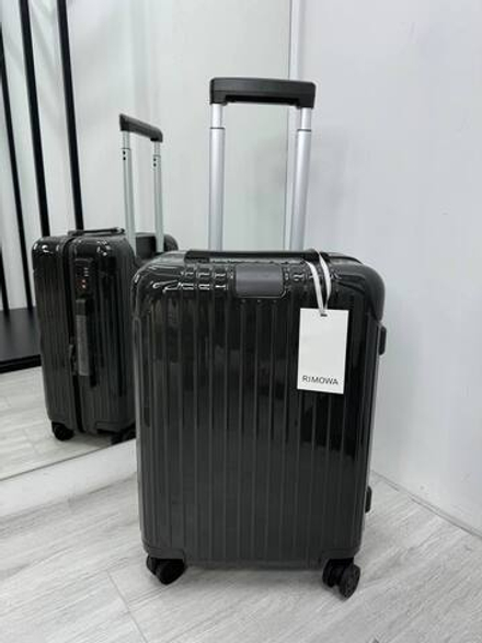 Чемодан Rimowa