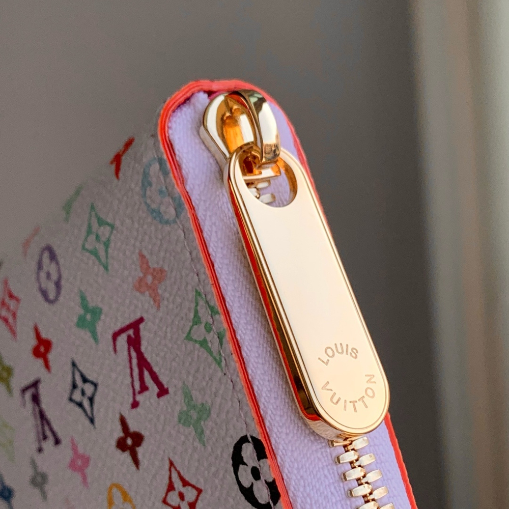 Louis Vuitton Zippy Wallet