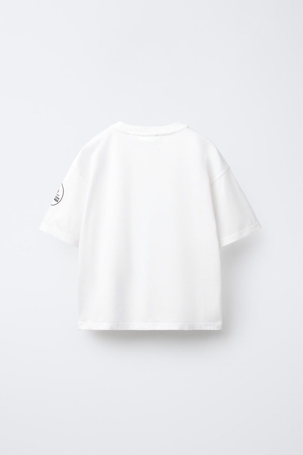 ZARA ФУТБОЛКА С ПРИНТОМ HELLO KITTY AND FRIENDS © SANRIO, ЖЕЛТОВАТО-БЕЛЫЙ