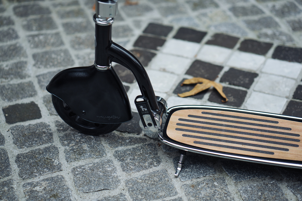 Самокат Micro Navigator черный