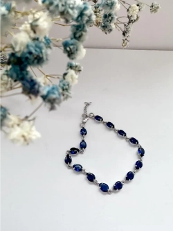 Браслет женский на руку серебряный с синими фианитами