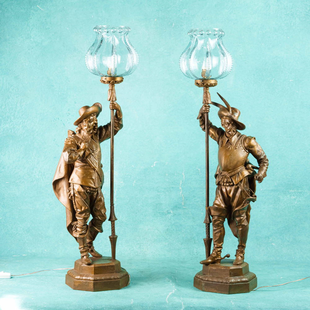 Парные светильники «Пара мушкетёров»