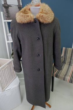 Пальто шерстяное 52-54 размер