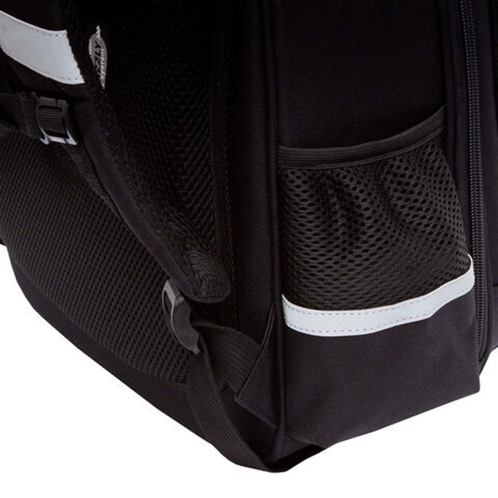 Ранец GRIZZLY анатомическая спинка, c брелоком, для девочек, "HEARTS", чёрный 36х28х20 см, RAz-586-5/1