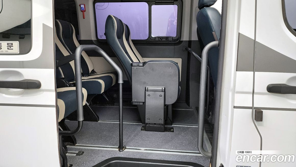 Hyundai Solati 15인승 (08.2019)