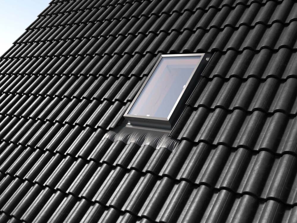 Люк для холодной кровли Rooflite с окладом и гидроизоляцией FE B400 U 45х73
