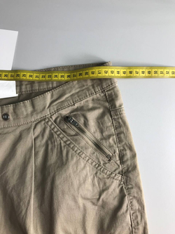Джинсы BPC песочного оттенка, маркировка 42, визуально на 48 размер