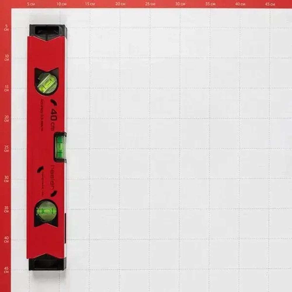 Уровень магнитный 40 см, 3 глазка, полезный