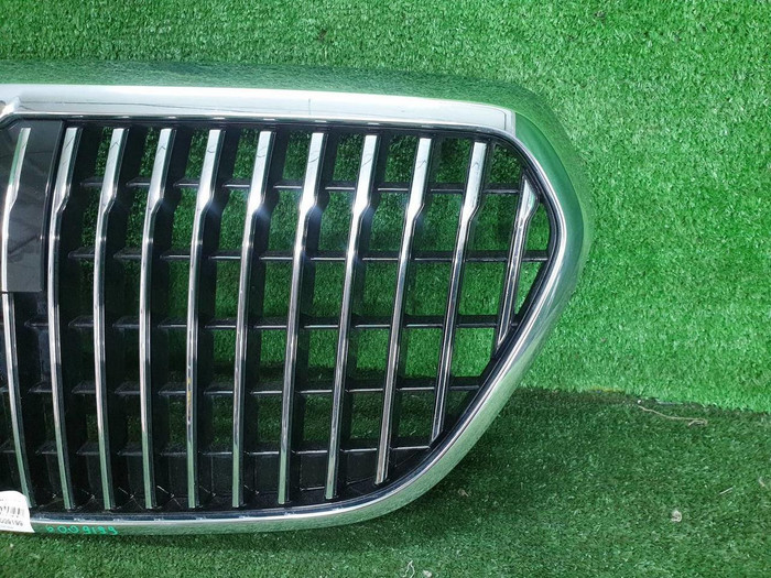 Решетка радиатора Mercedes S W223 (2020-н.в.) Maybach
