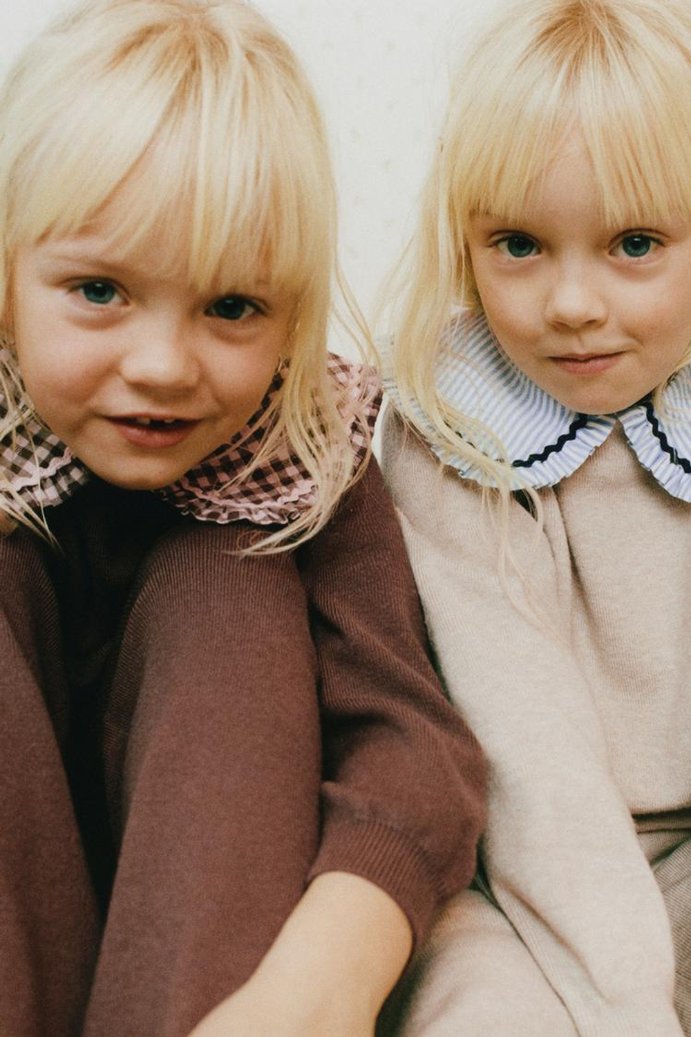 ZARA ВЯЗАНЫЙ ДЖЕМПЕР В ПОЛОСКУ С ВОРОТНИКОМ БОБО, БЕЖЕВЫЙ