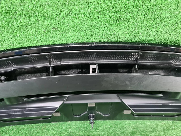 Спойлер крышки багажника Range Rover Sport 2 L494 (2017-2022)