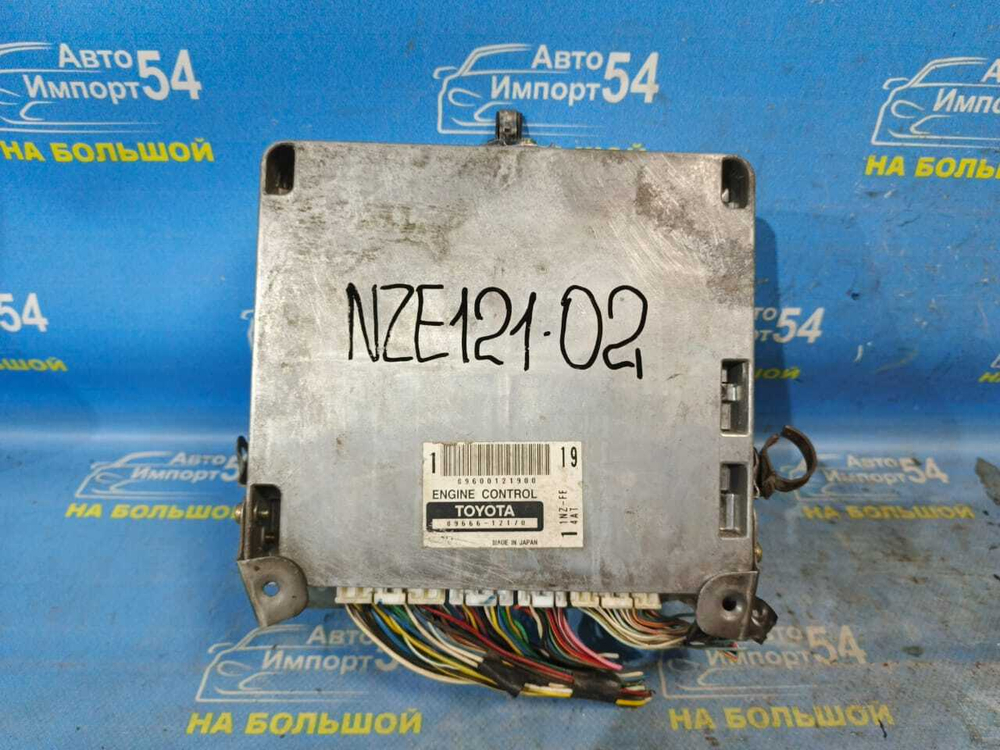 Компьютер двигателя TOYOTA FIELDER 2001