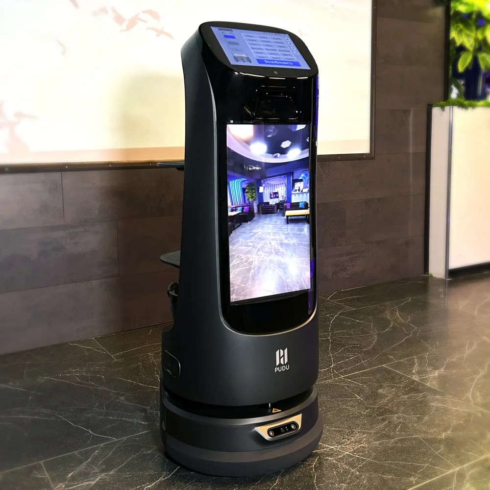 Робот промоутер PUDU «KettyBot»