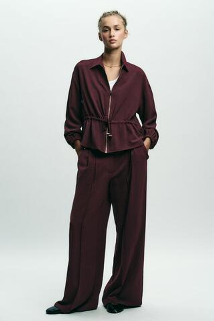 ZARA ШИРОКИЕ БРЮКИ С ДЕКОРАТИВНОЙ СТРОЧКОЙ, БУРГУНДИ
