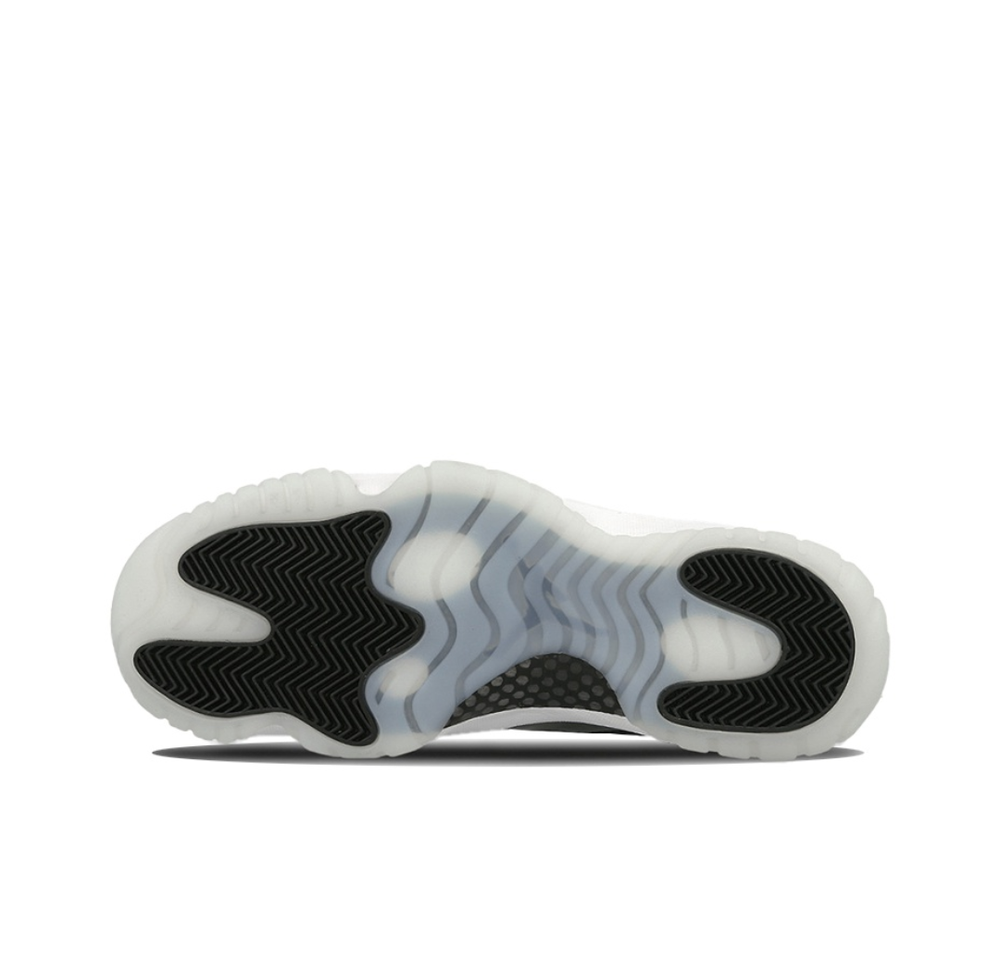 Кроссовки Air Jordan 11 Retro Low 'Barons' 528895-010