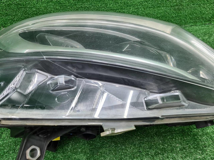 Фара правая Mercedes V w447 (2014-н.в.) LED