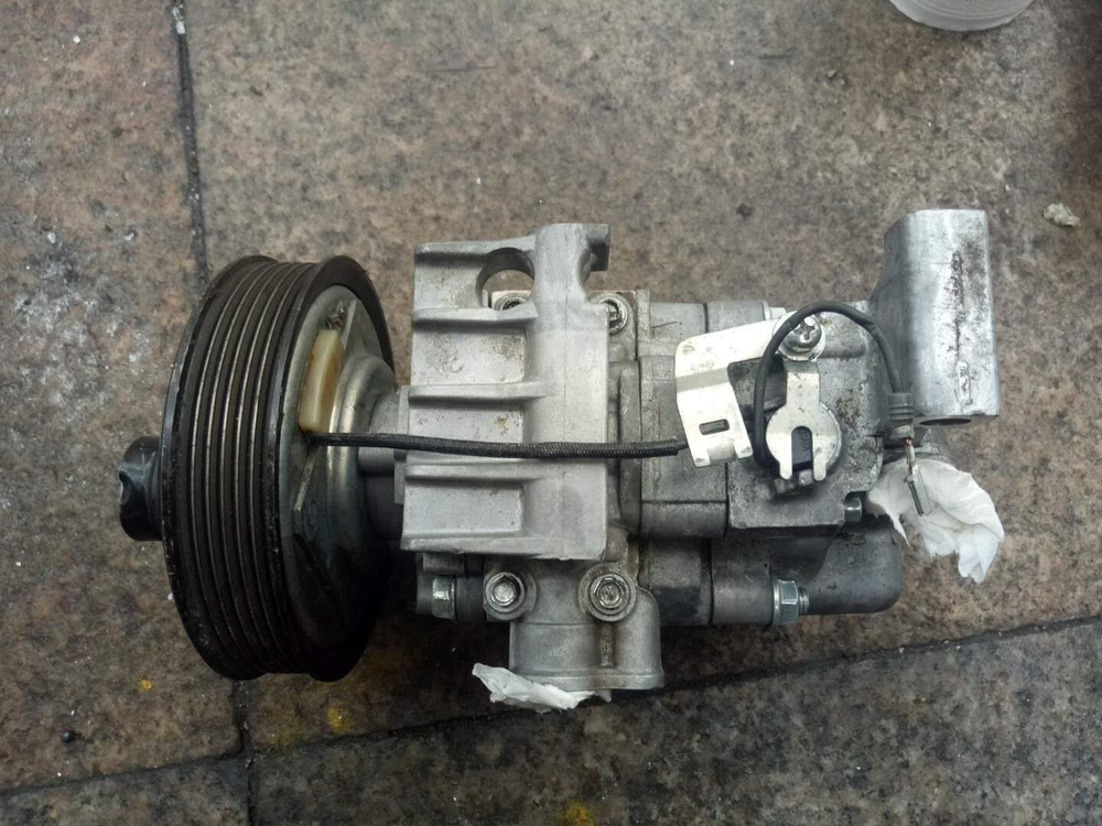 Компрессор кондиционера Mazda 6/Mazda 3/Mazda Atenza 2.0/2.3