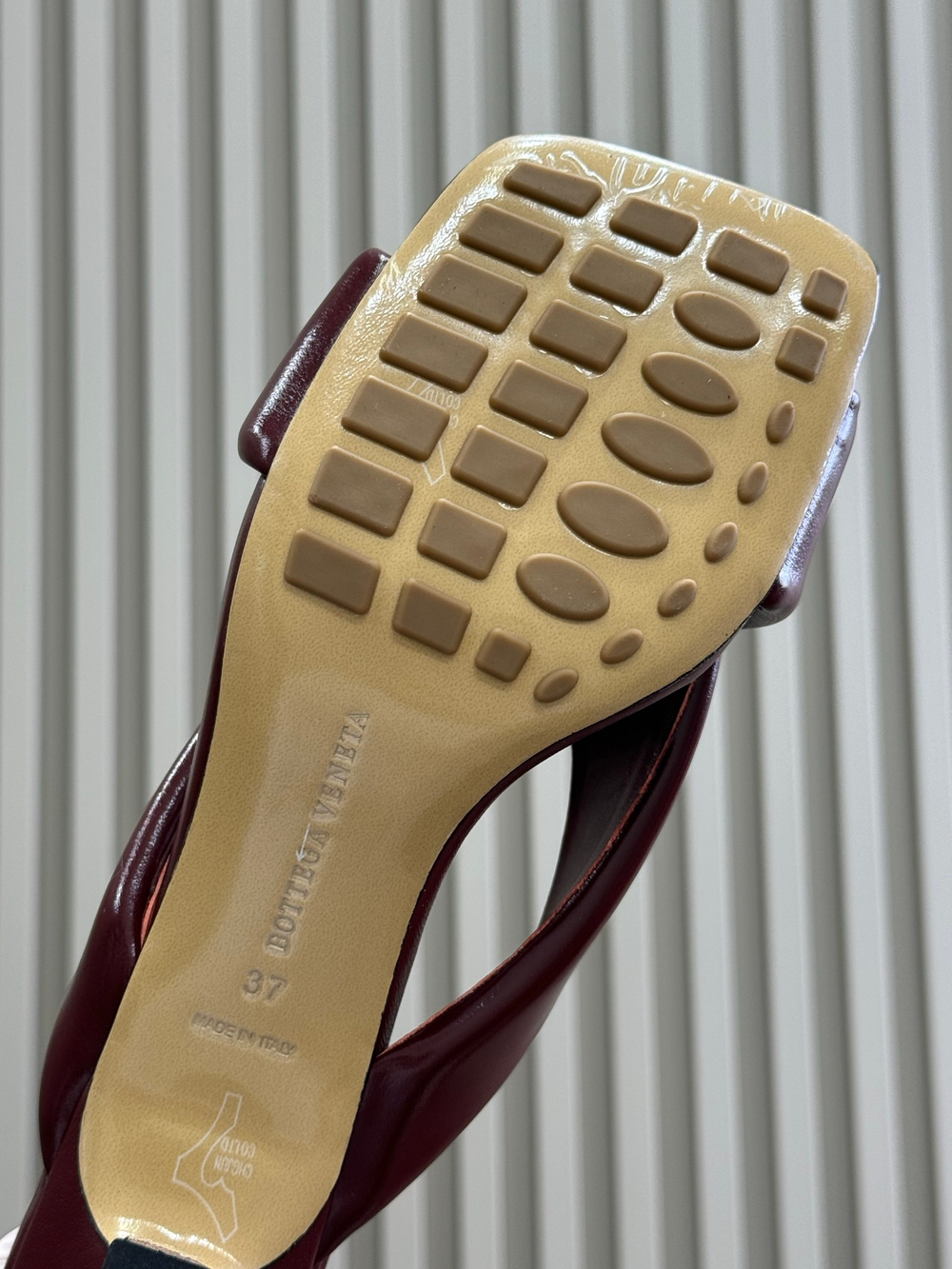 Bottega Veneta Riva Mule (6 colors)
