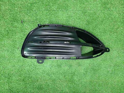 Накладка ПТФ правая Mercedes Е W212 (2013-2016)