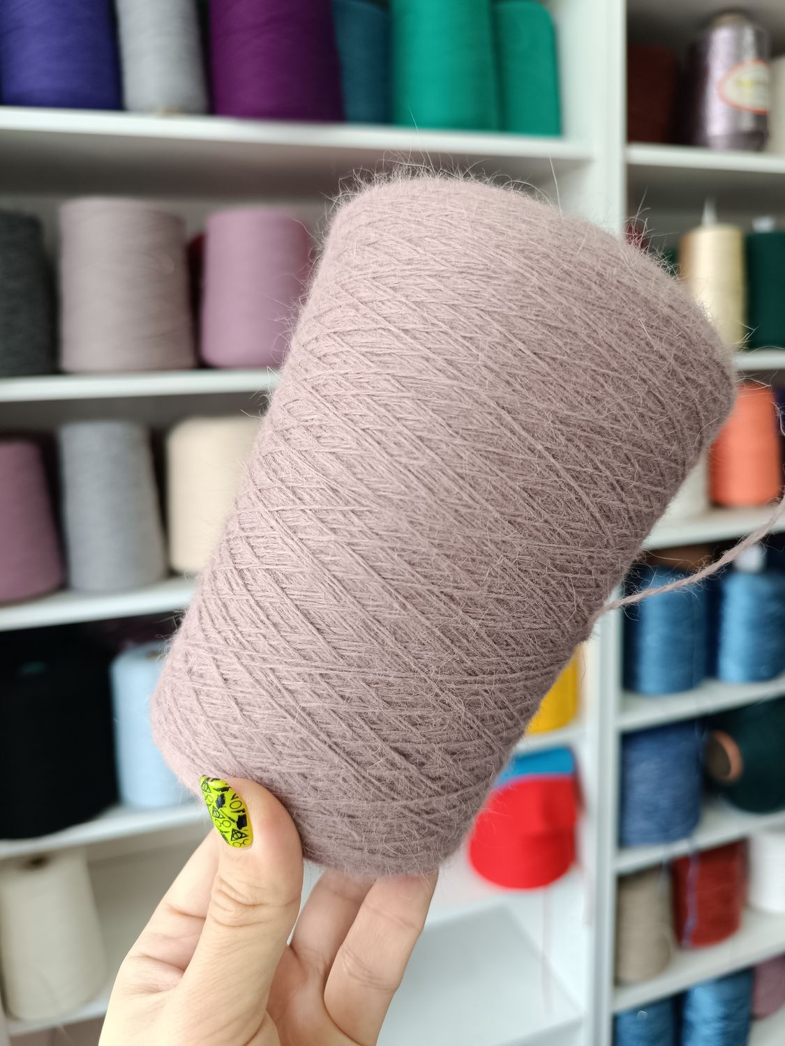 Ангора 70%, нейлон 30% - рандомный цвет