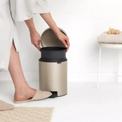 Brabantia - Контейнер для мусора NewIcon Metallic Gold 5л / артикул   304422  / GTIN 8710755304422