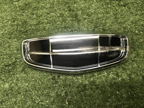 Эмблема решетки радиатора Geely Coolray (19-нв)