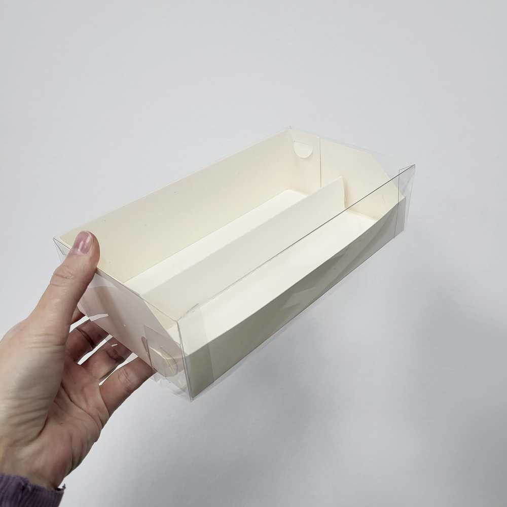 Коробка 21*11*5,5 см для макарон с разделителем (белая)
