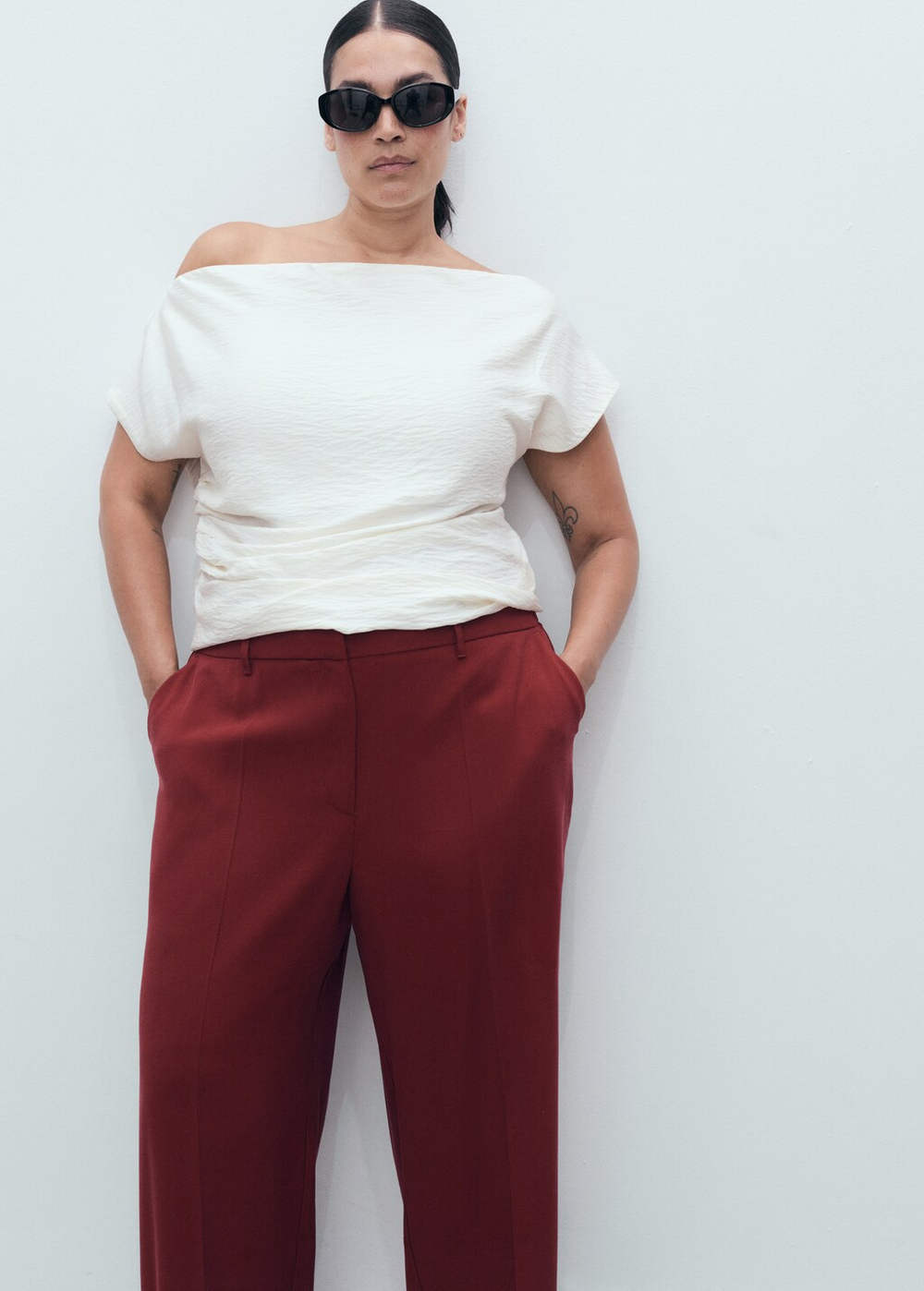 Прямые брюки с посадкой на талии