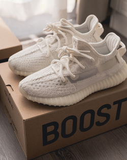 Кроссовки adidas Originals Yeezy Boost 350 V2 "Bone" HQ6316