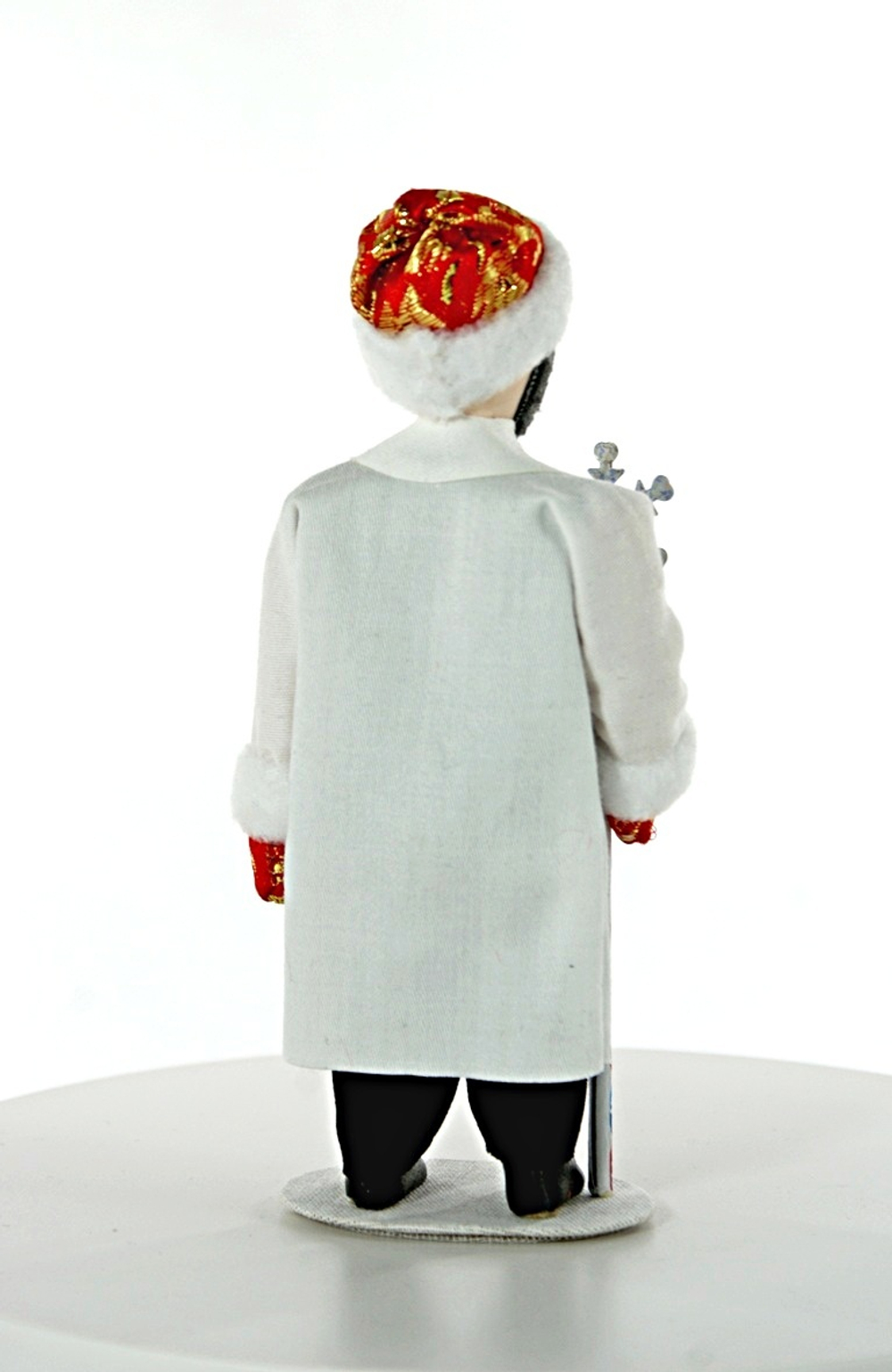 Кукла коллекционная Врач с Новогодней снежинкой.