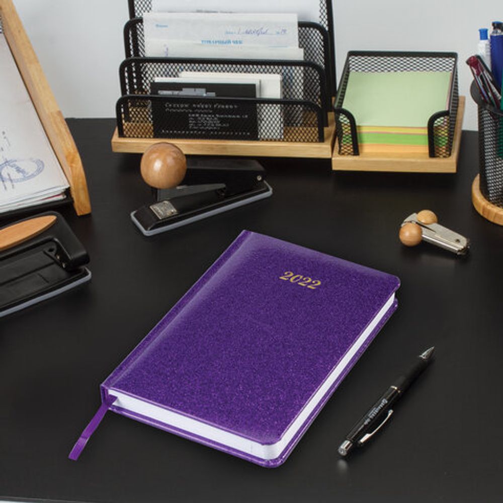Ежедневник датированный 2022 А5 138x213 мм BRAUBERG "Sparkle", блестки, фиолетовый, 112828