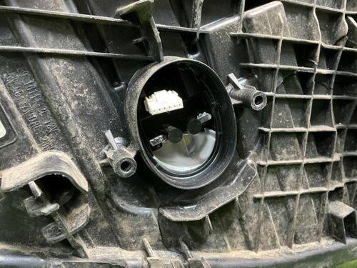 Битая Фара левая BMW 5er G30 (17-20) Adaptive LED