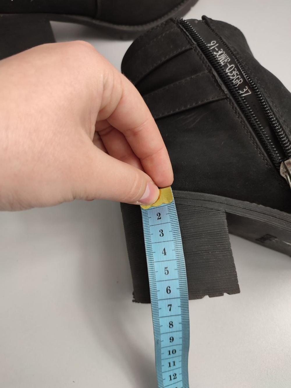 Ботинки Instreet стильные 37 размер