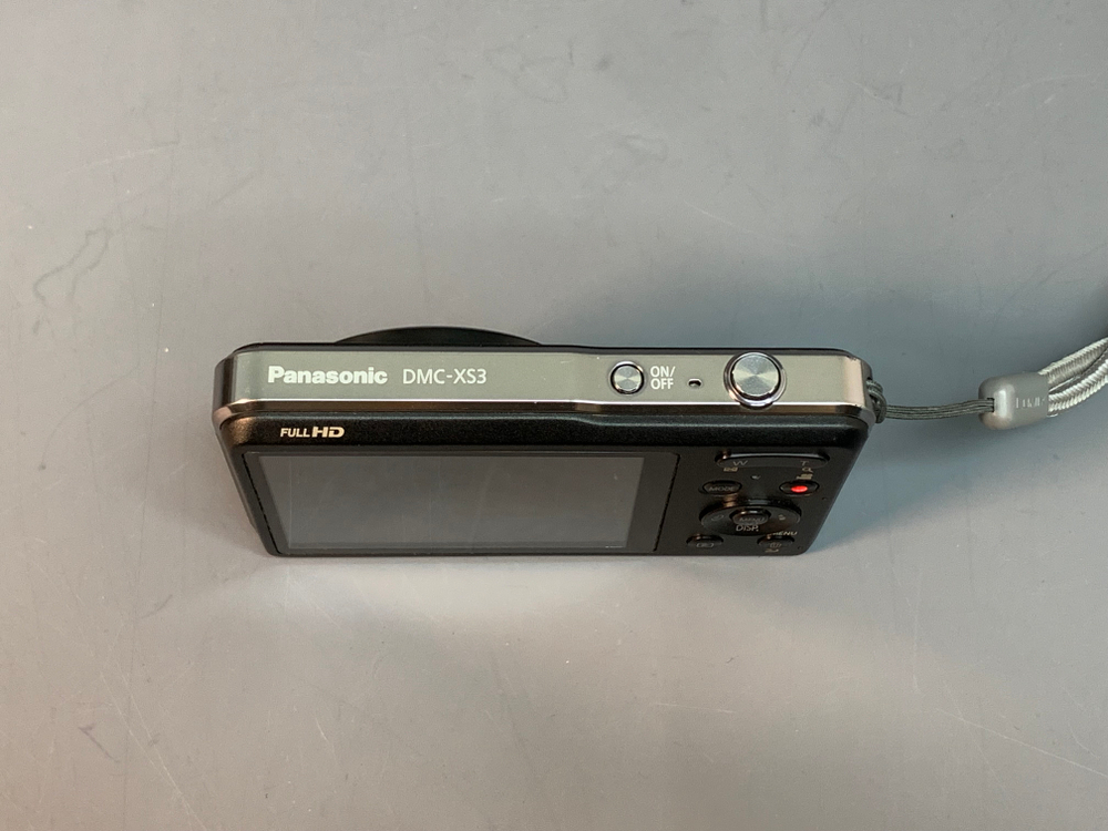 Panasonic Lumix DMC-XS3