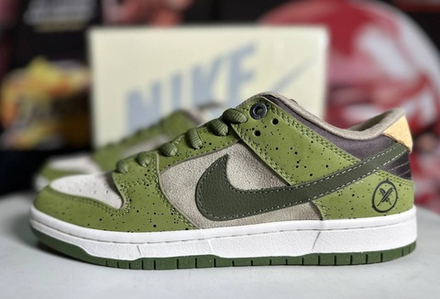 Nike Dunk Low SB X Yuto Horigome Matcha