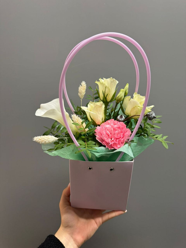 Композиция "Сердечный подарочек"