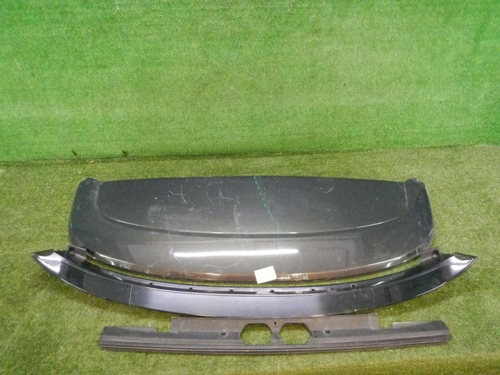 Спойлер крышки багажника RR Vogue 4 L405 (12-22)