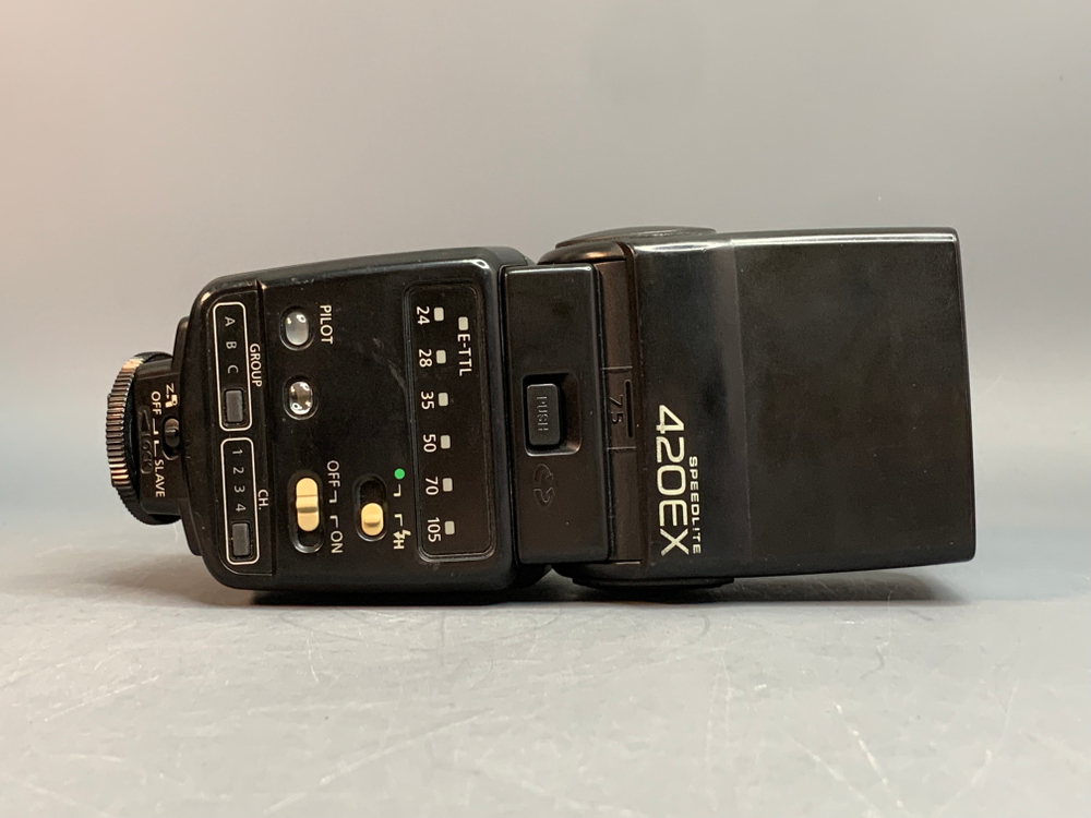 Canon Speedlite 420EX
