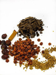 Набор настойки "Рябина на коньяке" 0.5 л.