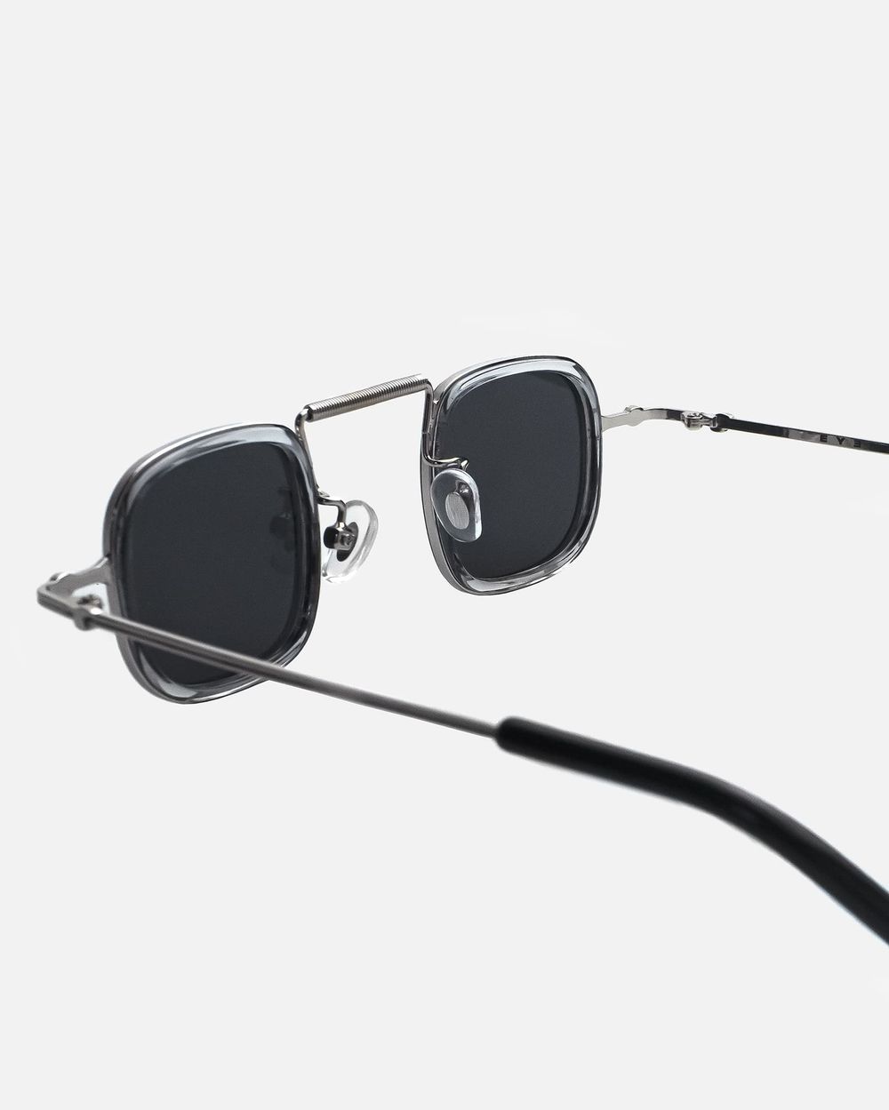 Очки Eyeneye Boxy SB Sun