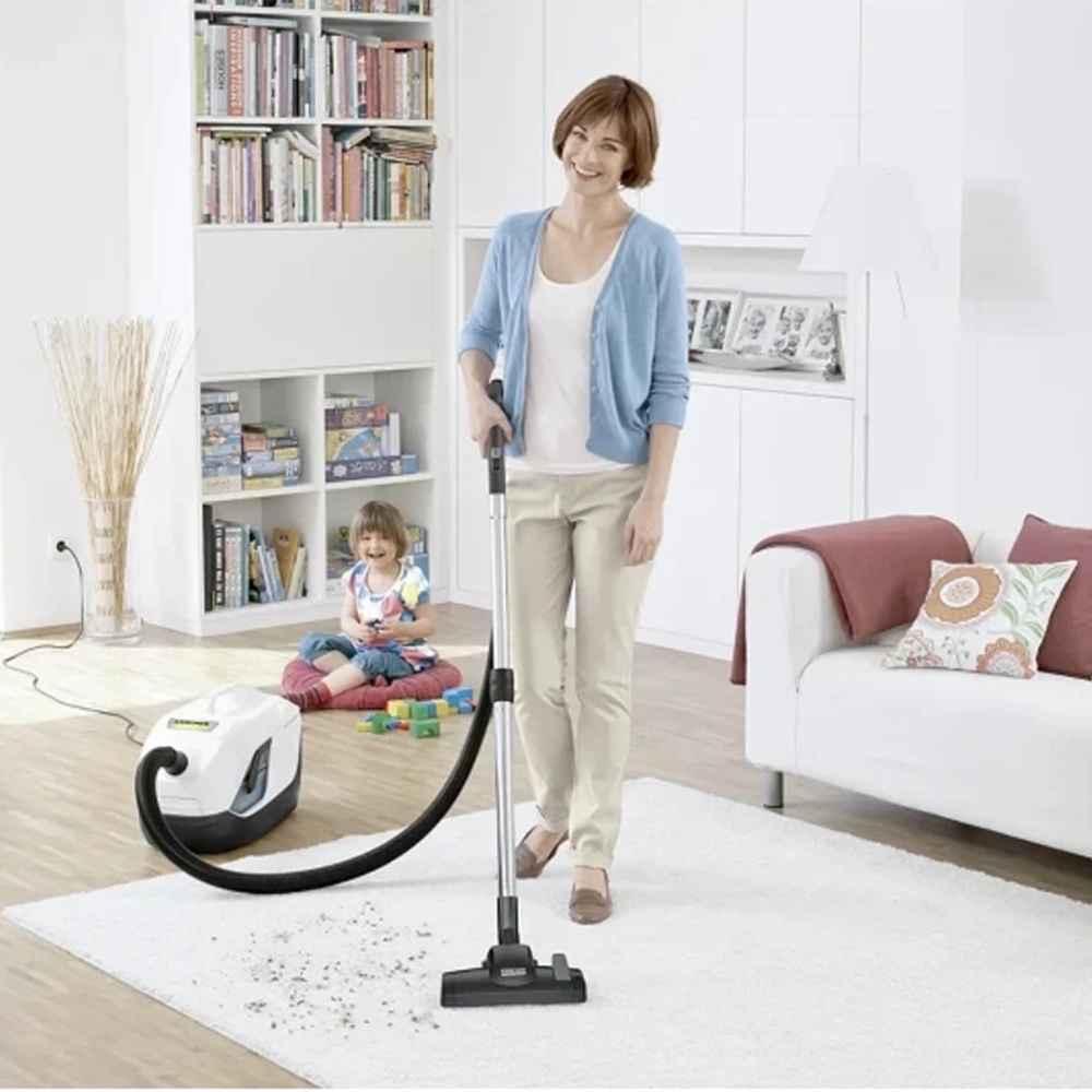 Karcher DS 6 Plus *EU пылесос с аквафильтром 1.195-252.0