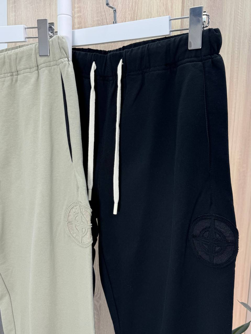 Спортивные штаны Stone Island