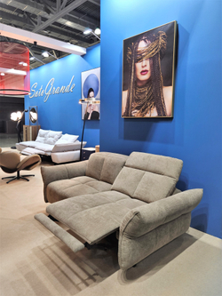 Диван-реклайнер SG4695