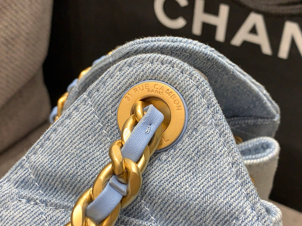 Chanel 25 Mini Handbag 22 cm