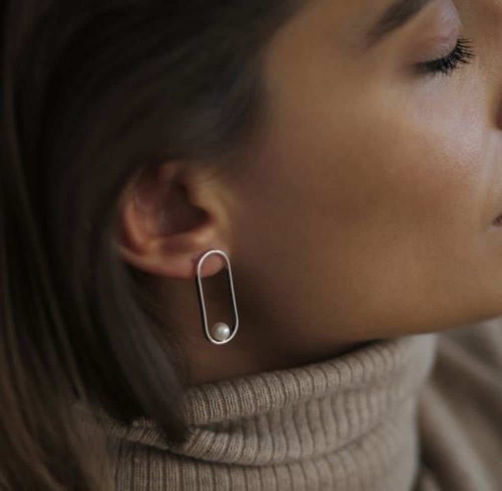 Серьги Fish Eye White