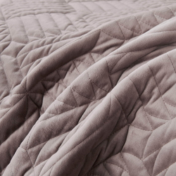 Покрывало 160x220 Sofi De MarkO Армандо цвета мокко