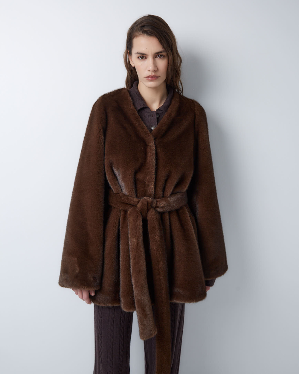 Шуба из искусственного меха норки коричневый
