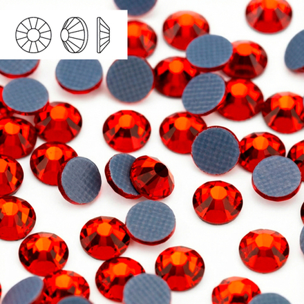 Стразы Light Siam